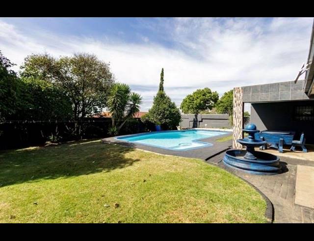 4 BEDROOM HOUSE FOR SALE IN EVANS PARK